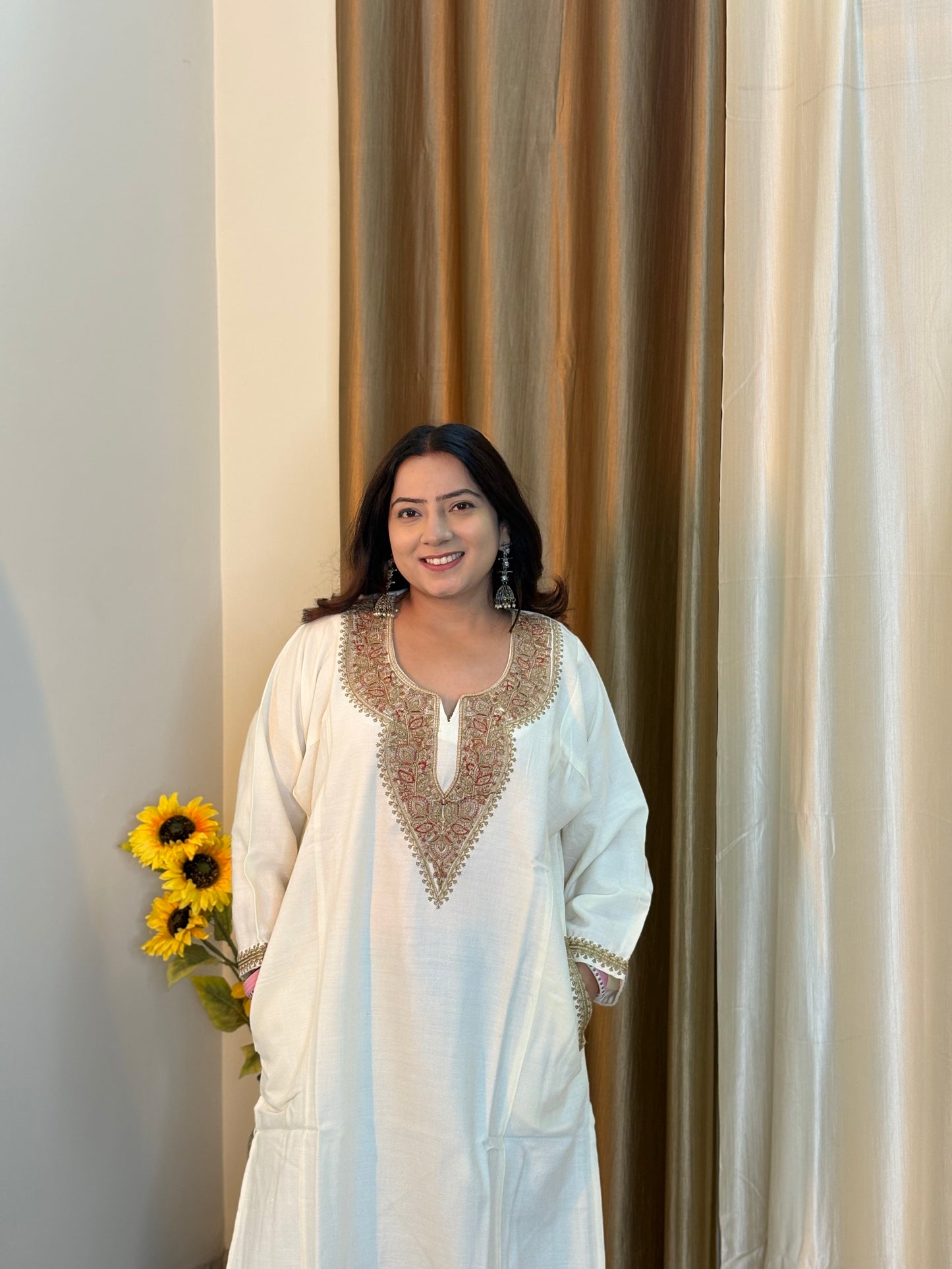 Tilla Work Kashmiri Pheran