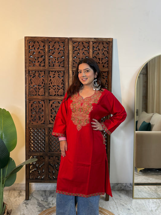 Noor Kashmiri Pheran