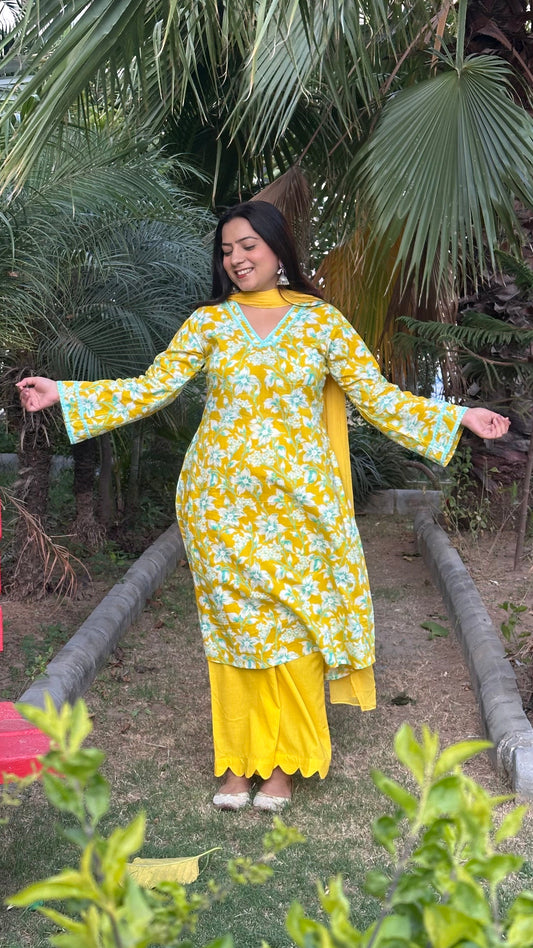 Surajmukhi A Shape Suit Set