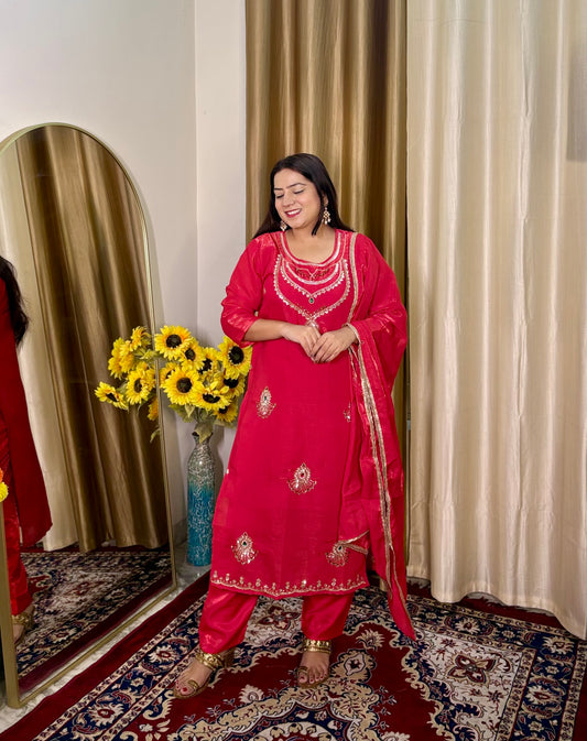 Rani Haar Red Pant Suit