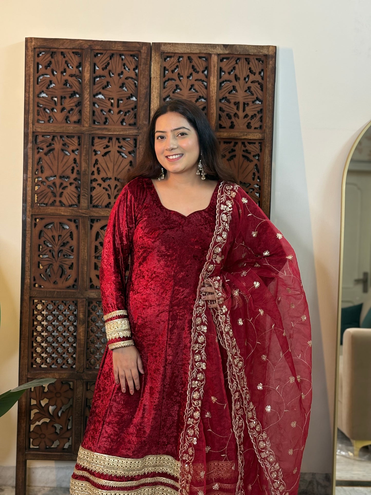 Ruhi Velvet Festive Suit Set