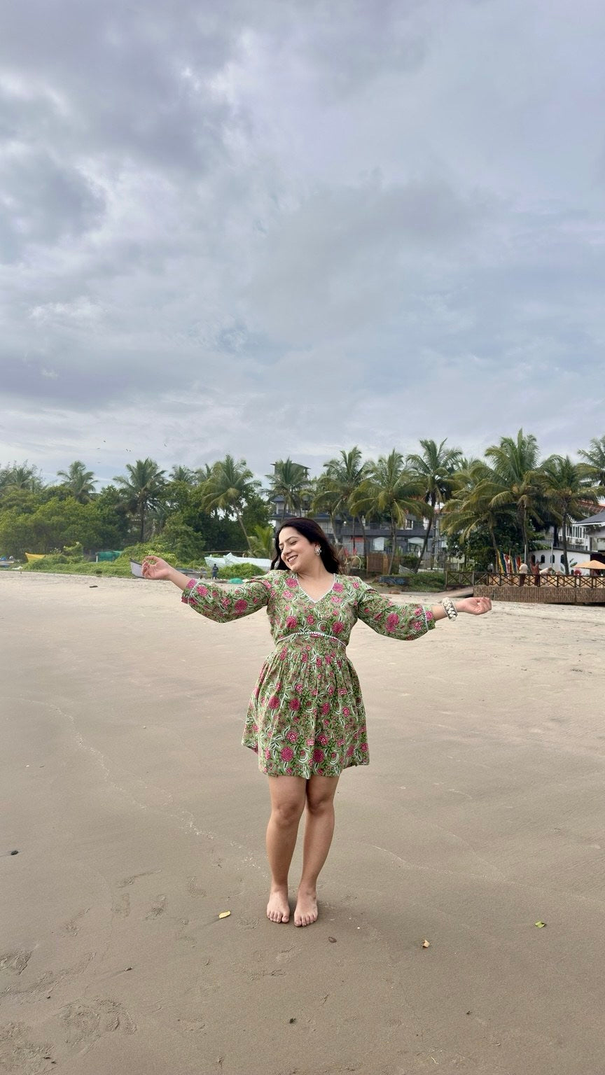 Gulnaar Bloom Short Dress