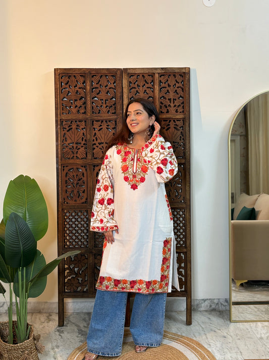 Aafreen Aari Kashmiri Pheran